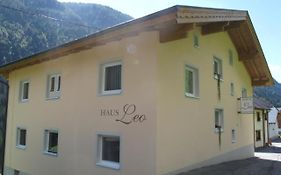 Haus Leo